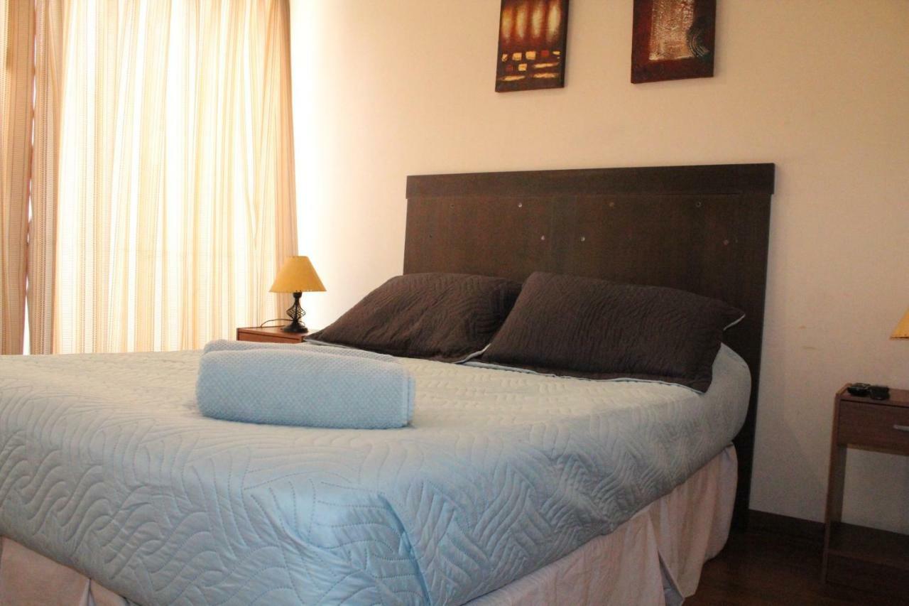Хостел Santiago Backpackers Екстер'єр фото